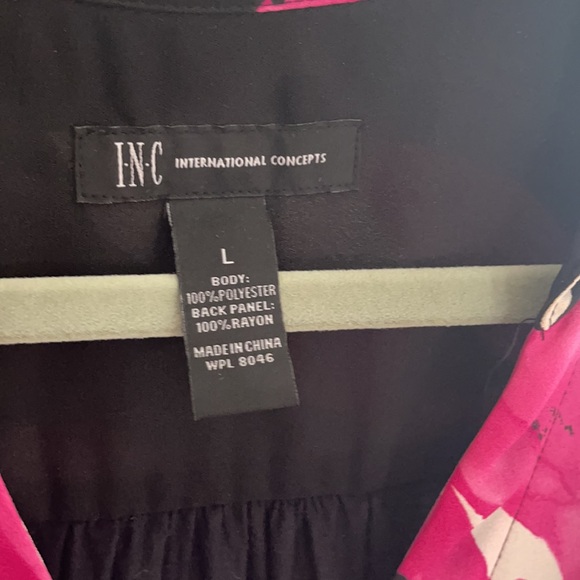 Collared Tank - Picture 5 of 5